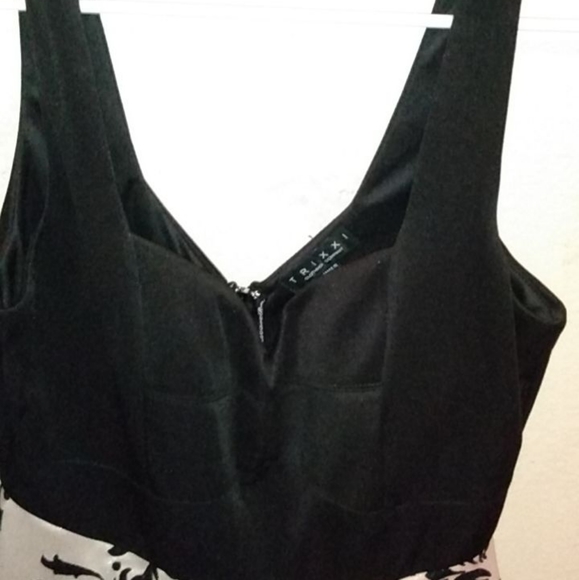 Dress - Picture 5 of 8